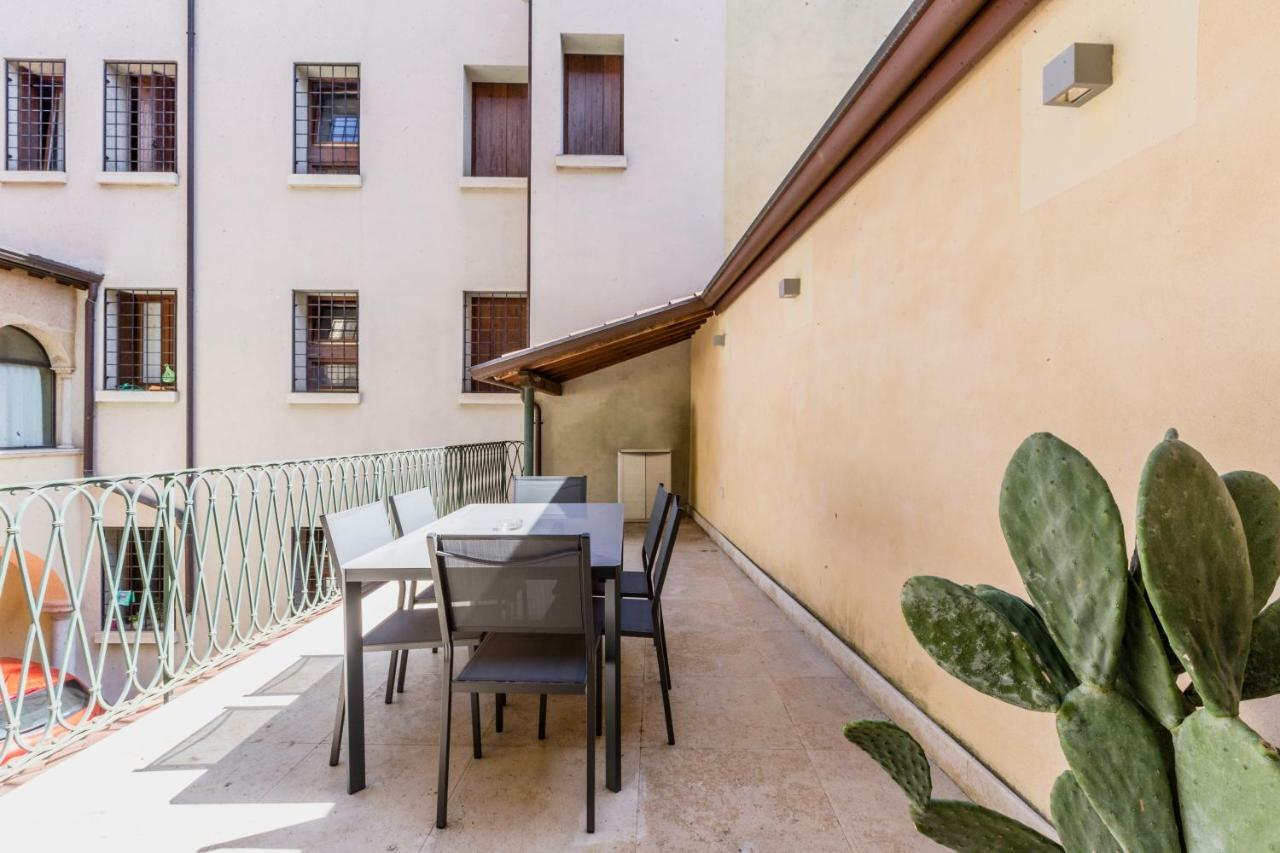 Palazzo Cavalli Pasquini Verona Eksteriør billede